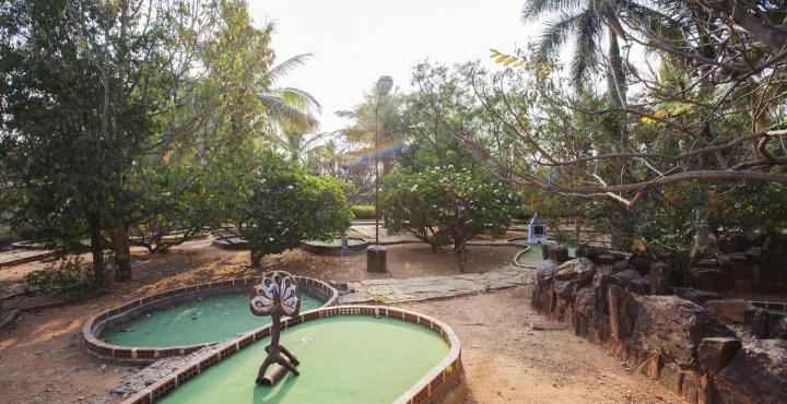 Fantasy Golf Resort Bangalore Bagian luar foto